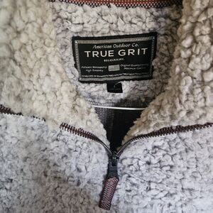 True Grit pull over